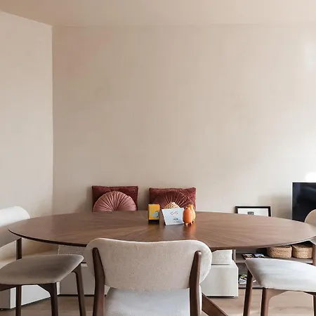 Spacious Luxury By Lets Go Getaways *