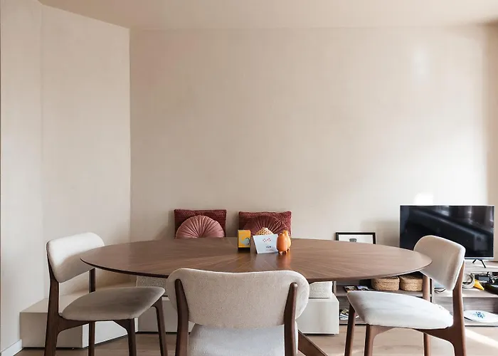 Spacious Luxury By Lets Go Getaways *