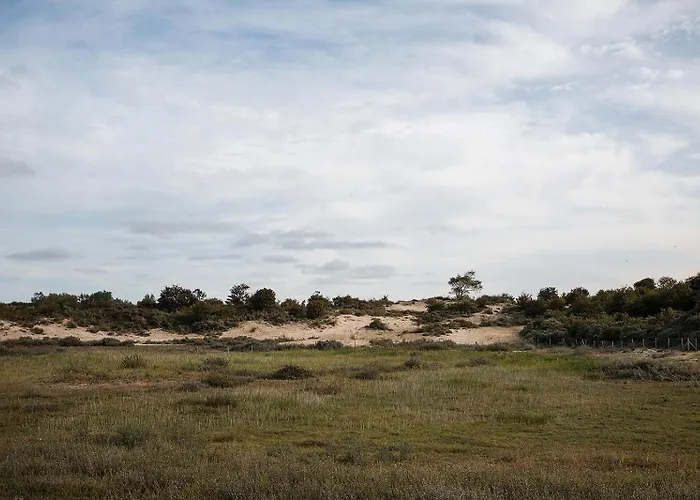 Spacious Luxury By Lets Go Getaways